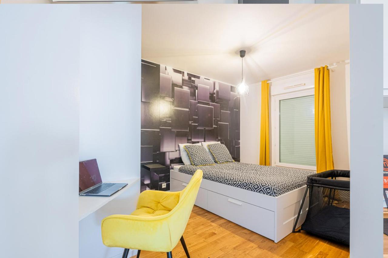 Appartement Caopeo - Hôte Paris - 8 Personnes Balcon Parking